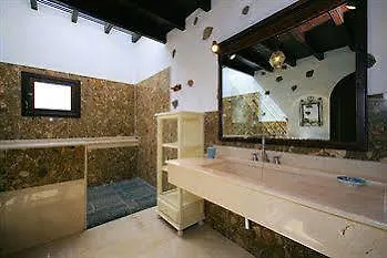 فندق فينكا لا كروسيتا 3* Haría